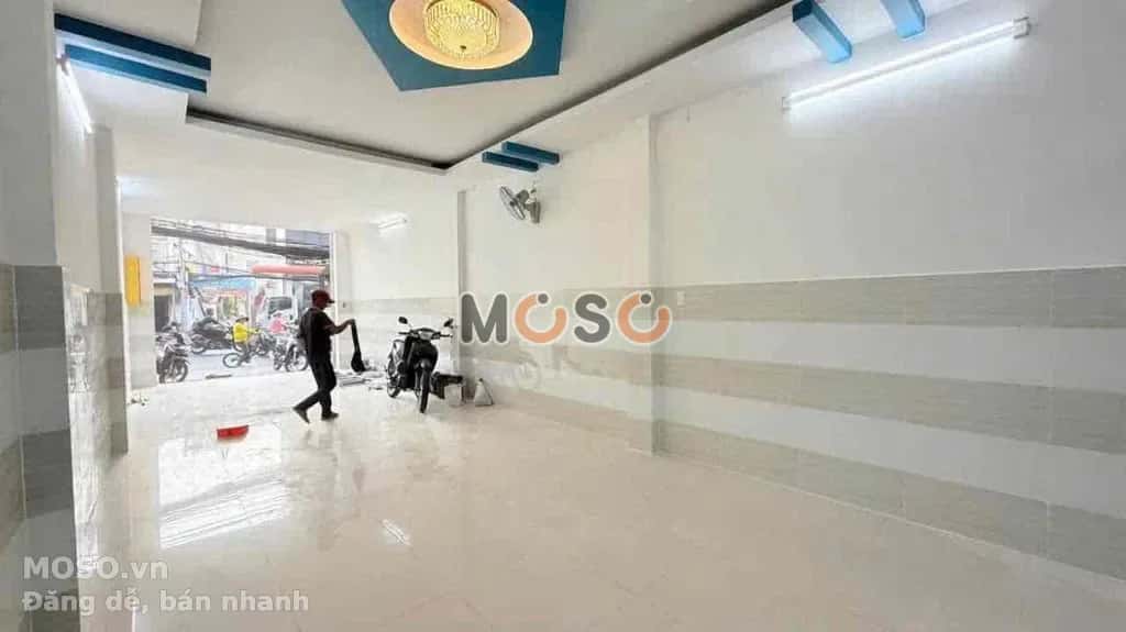 Cho thuê nhà mặt tiền Huỳnh Tấn Phát Quận 7, TP.HCM – 4 phòng ngủ, giá 35 triệu - ảnh 1
