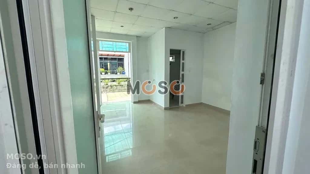 Cho thuê nhà mặt tiền Đường Âu Cơ Tân Bình, TP.HCM – 6 phòng ngủ, giá 37 triệu - ảnh 3