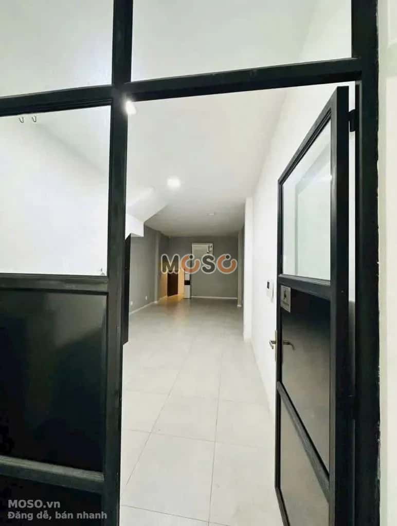 Cho thuê nhà mặt tiền Nguyễ̃n Thị Thập Quận 7, TP.HCM – 5 phòng ngủ, giá 30 triệu - ảnh 4