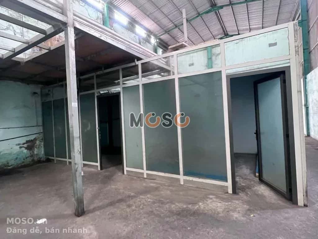 Cho thuê kho, nhà xưởng Lê Quang Định Thị xã Tân Uyên, Ho Chi Minh – 4 phòng ngủ, giá 30 triệu - ảnh 3