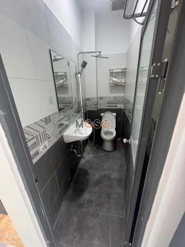 Cho thuê nhà mặt tiền Đường Đội Cung Quận 11, TP.HCM – 5 phòng ngủ, giá 20 triệu - ảnh 4