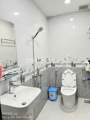 Cho thuê BĐS khác Nguyễn Khoái Quận 4, TP.HCM – 2 phòng ngủ, giá 9 triệu - ảnh 2