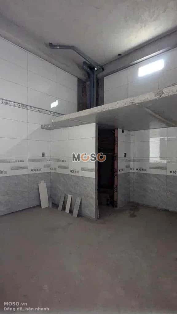 Cho thuê nhà mặt tiền DT743A Dĩ An, Ho Chi Minh – 10 phòng ngủ, giá 135 triệu - ảnh 1