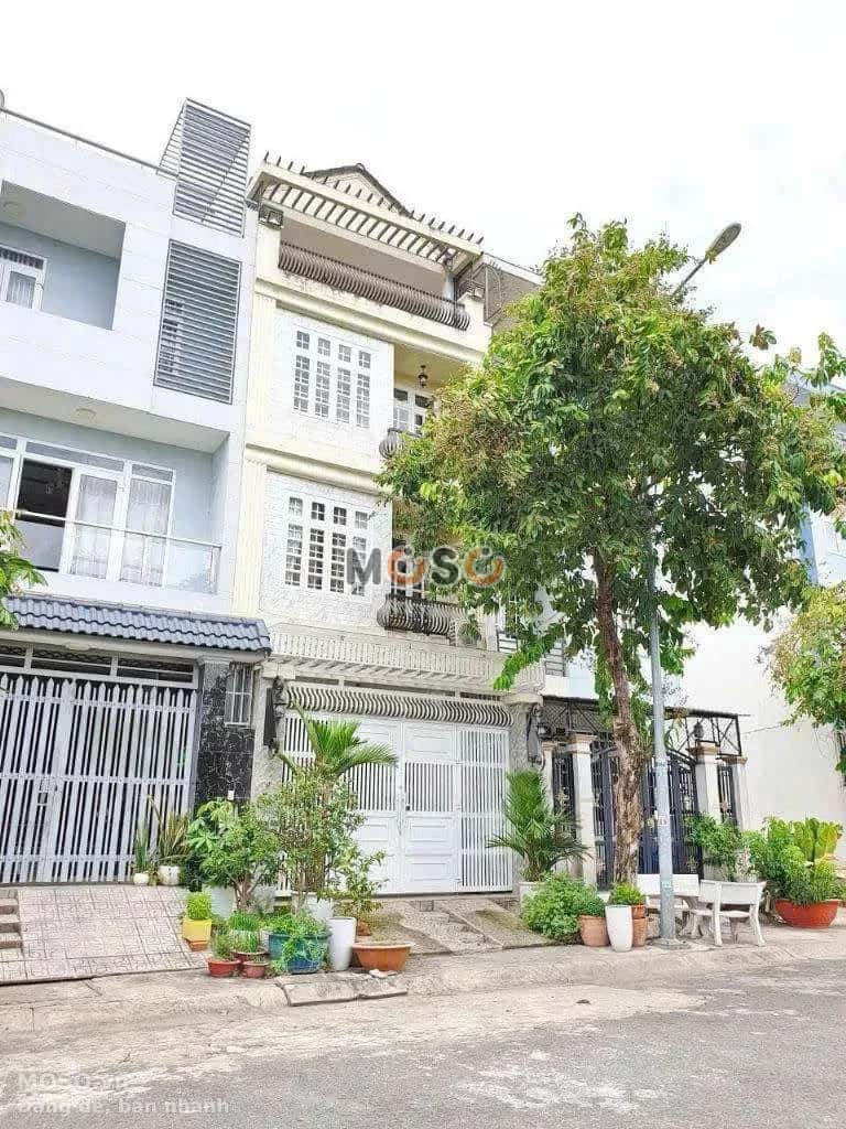 Cho thuê nhà hẻm Đường D7 Quận 7, TP.HCM – 3 phòng ngủ, giá 20 triệu - ảnh 1