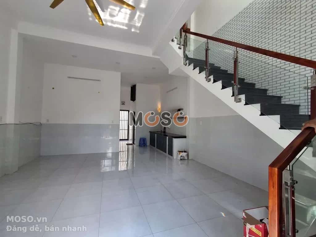 Cho thuê nhà mặt tiền Huyện Hóc Môn, Ho Chi Minh – 3 phòng ngủ, giá 8 triệu - ảnh 2
