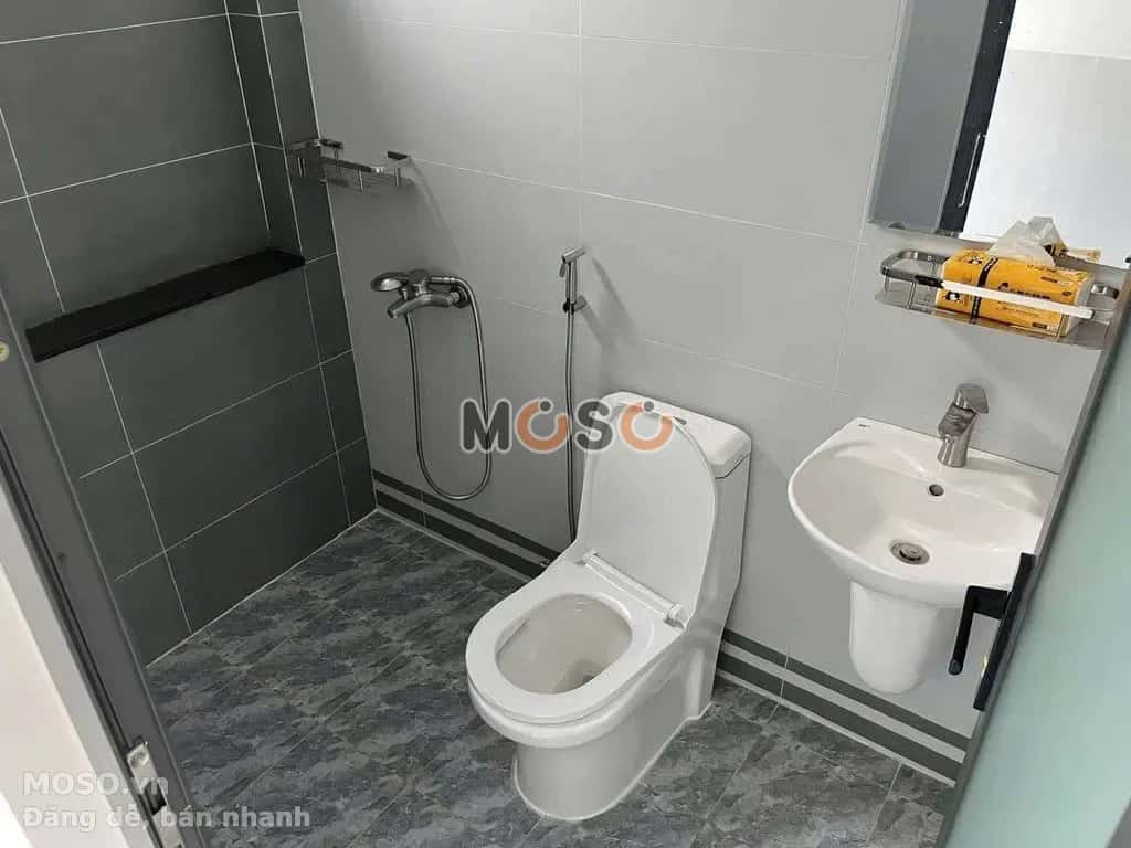 Cho thuê nhà mặt tiền Huyện Hóc Môn, Ho Chi Minh – 3 phòng ngủ, giá 8 triệu - ảnh 6