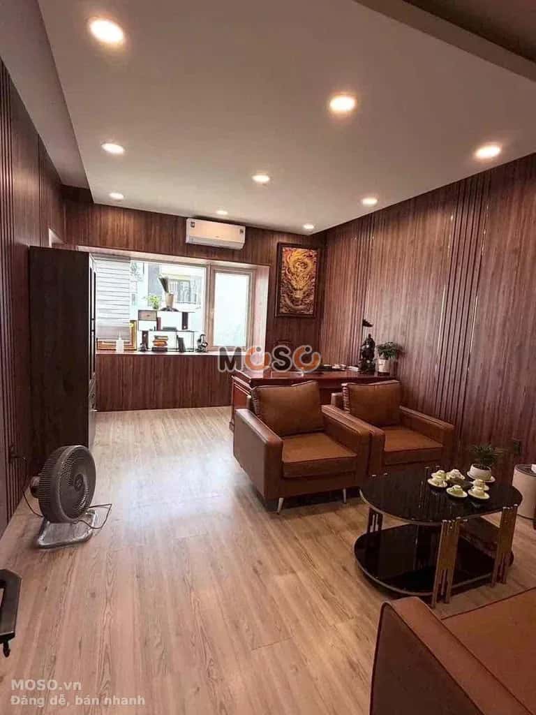 Cho thuê nhà mặt tiền Quận 7, Ho Chi Minh – 4 phòng ngủ, giá 43 triệu - ảnh 2