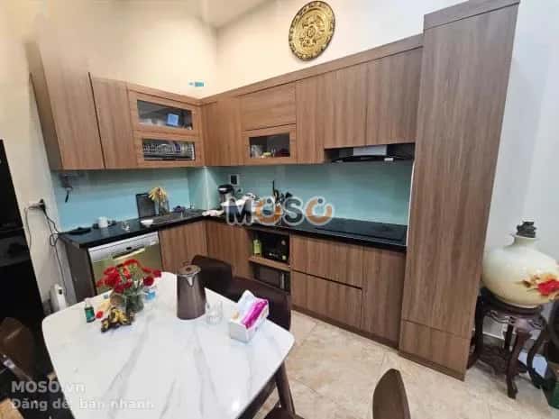 Cho thuê nhà hẻm Phố Thái Hà Đống Đa, Hà Nội – 2 phòng ngủ, giá 15 triệu - ảnh 2