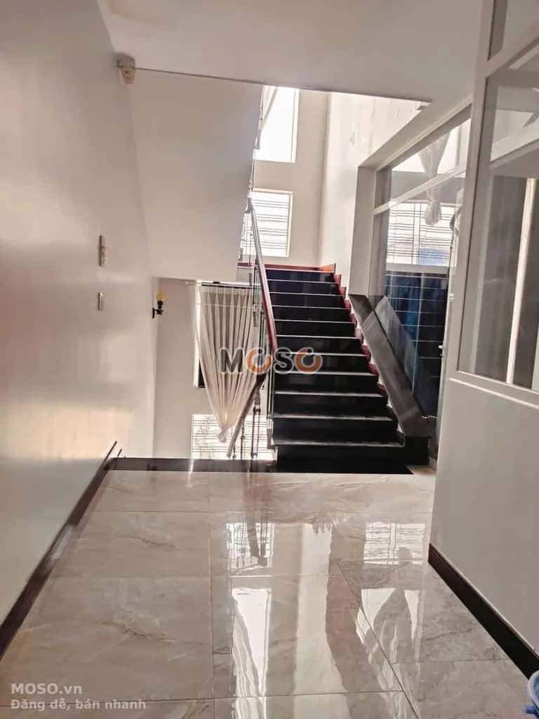 Cho thuê nhà mặt tiền Võ Văn Kiệt Thành phố Thủ Dầu Một, TP.HCM – 6 phòng ngủ, giá 25 triệu - ảnh 2