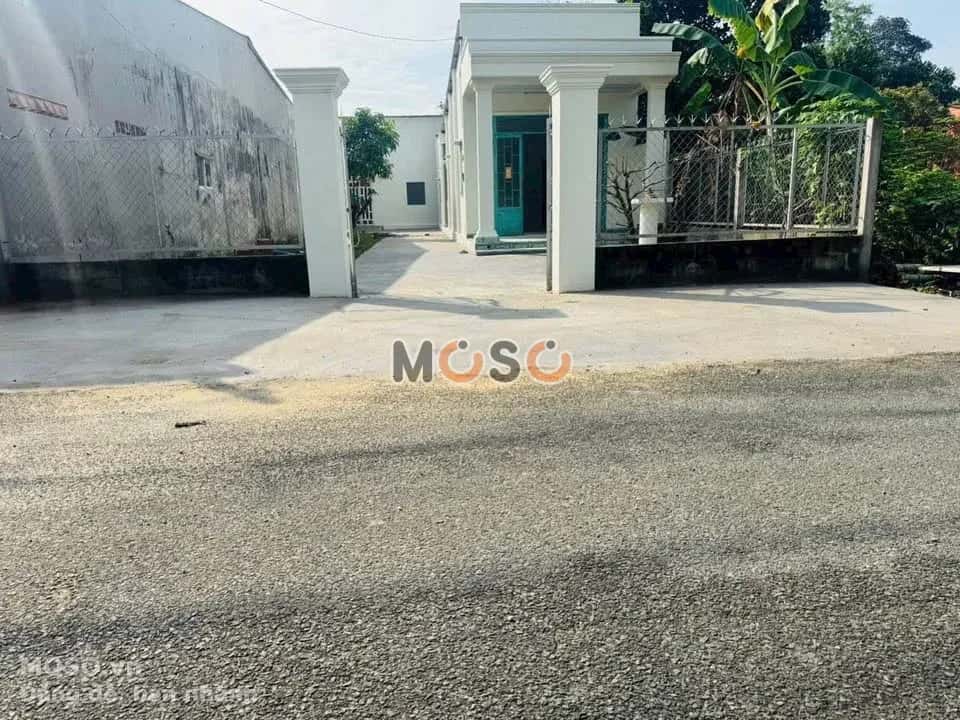 Bán nhà mặt tiền đường số 490 Huyện Củ Chi, TP.HCM – 2 phòng ngủ, giá 3.9 tỷ - ảnh 1