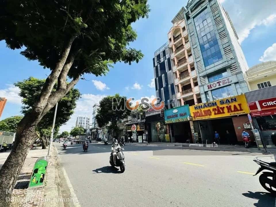 Bán nhà mặt tiền Thành Thái Quận 10, TP.HCM – 4 phòng ngủ, giá 39 tỷ - ảnh 1