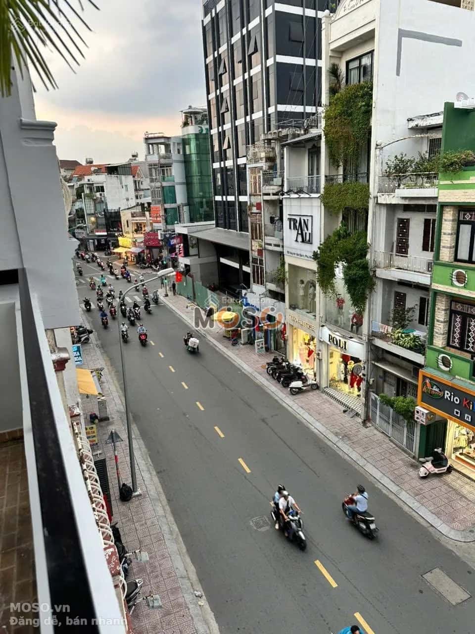 Bán nhà mặt tiền Huỳnh Văn Bánh Quận Phú Nhuận, TP.HCM – 4 phòng ngủ, giá 12.8 tỷ - ảnh 4