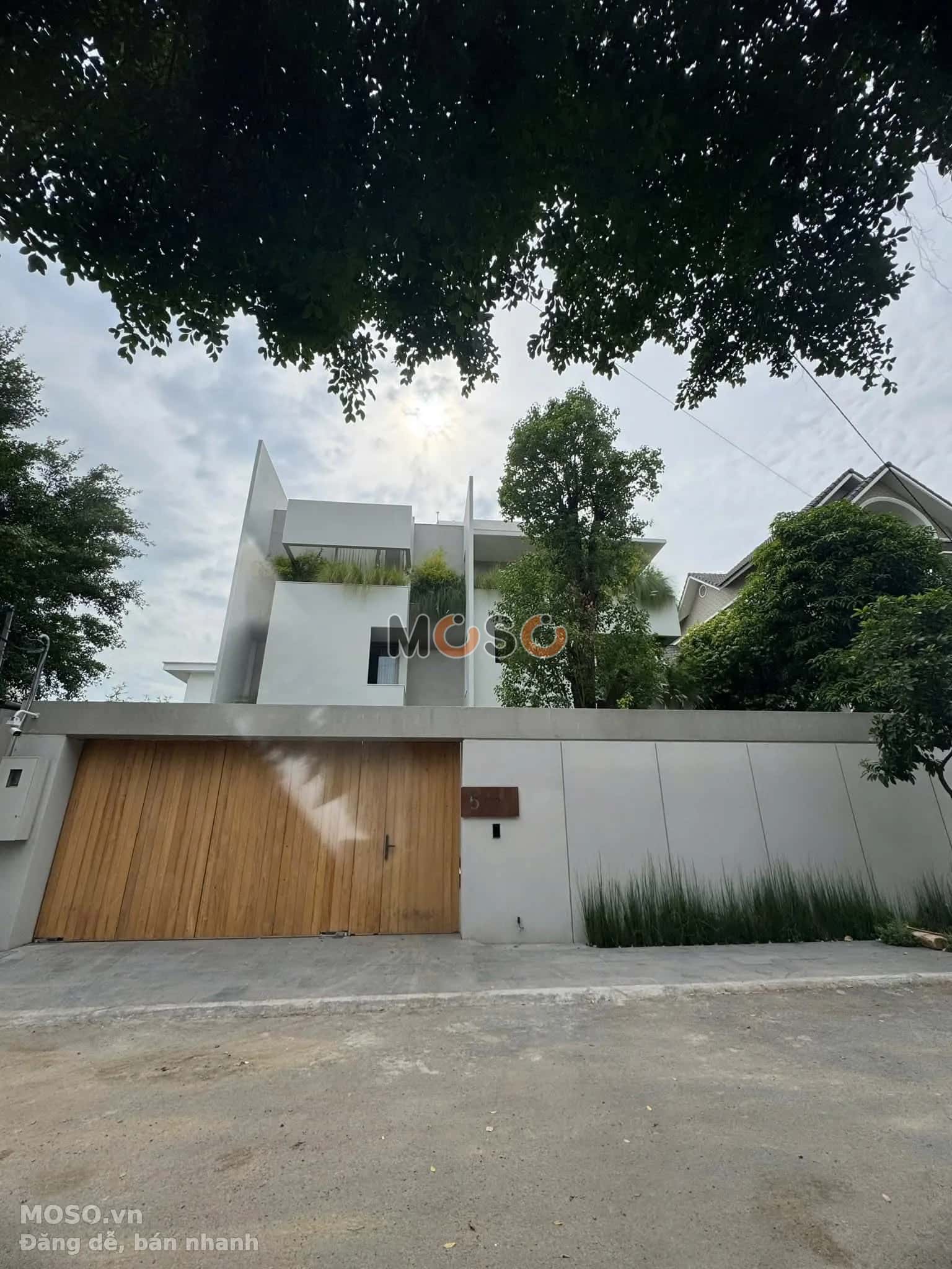 Bán nhà hẻm D10 Thành phố Thủ Đức, TP.HCM – giá 90 tỷ - ảnh 1