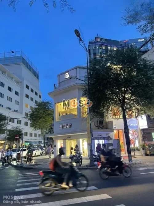 Bán nhà mặt tiền Đường Lê Thánh Tôn Quận 1, TP.HCM – 2 phòng ngủ, giá 80 tỷ - ảnh 2