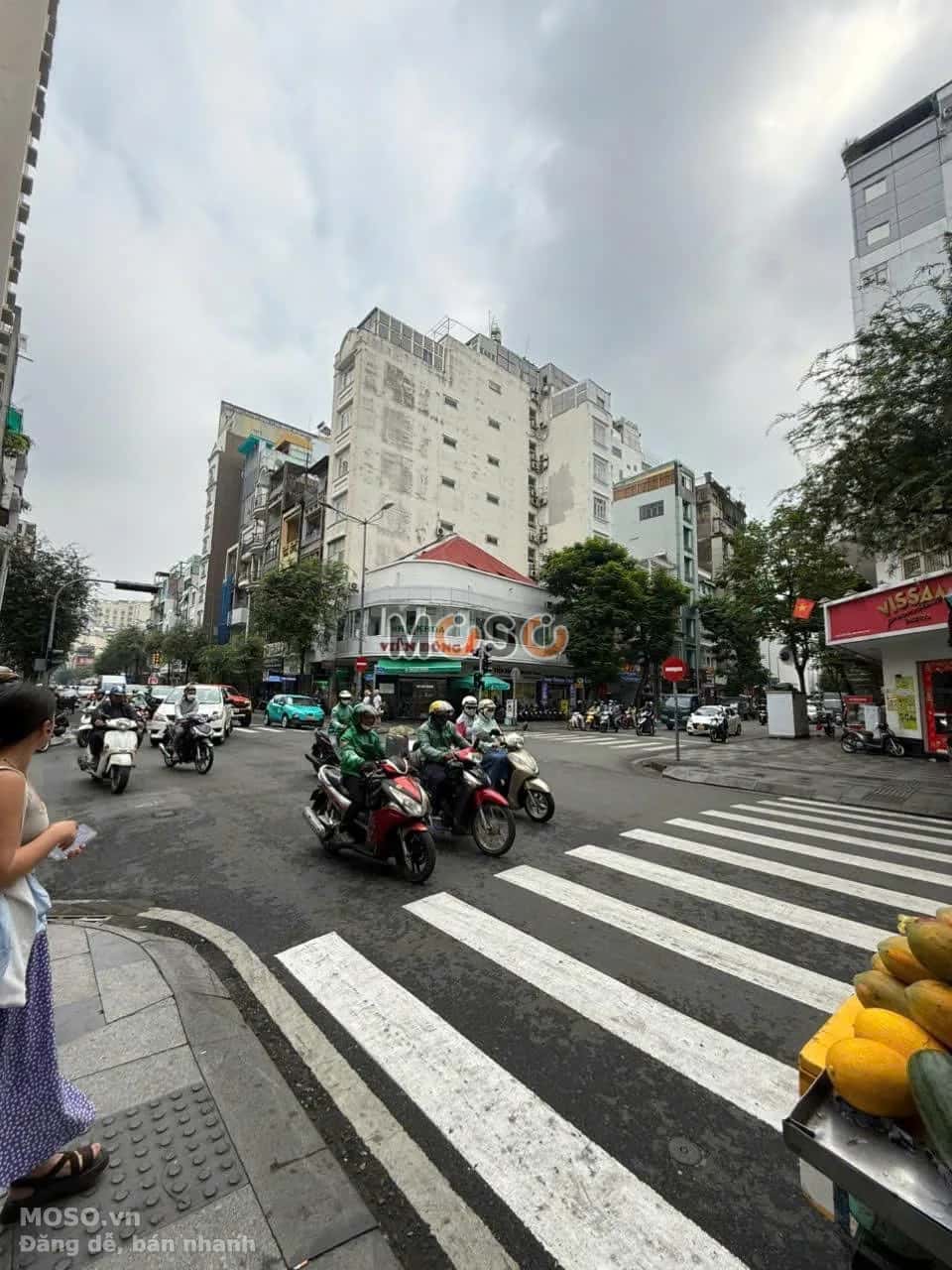 Bán nhà mặt tiền Lê Thánh Tôn Quận 1, TP.HCM – 28 phòng ngủ, giá 160 tỷ - ảnh 2