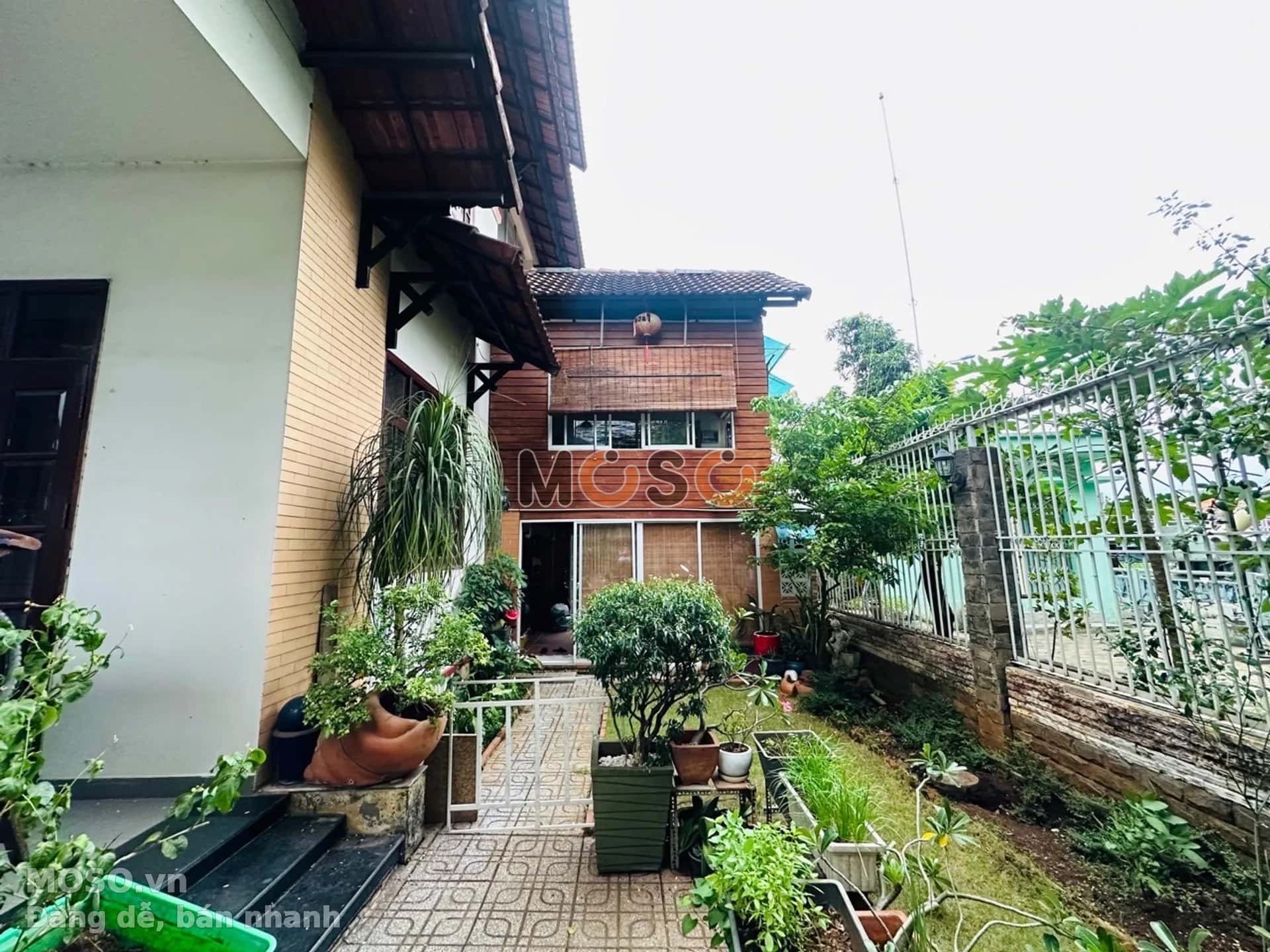 Bán nhà hẻm Đường số 9 Thành phố Thủ Đức, TP.HCM – 3 phòng ngủ, giá 20.5 tỷ - ảnh 1