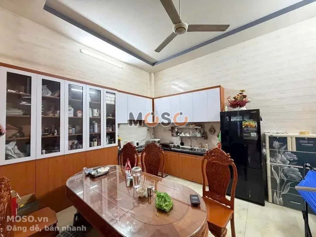 Bán nhà hẻm hẻm 1005 Cách Mạng Tháng Tám Thành phố Thủ Dầu Một, Bình Dương – 2 phòng ngủ, giá 3.7 tỷ - ảnh 4