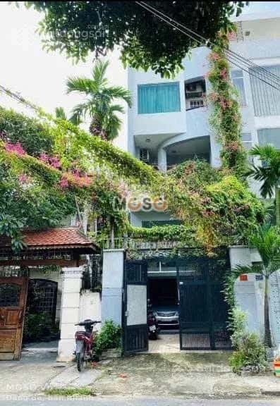 Bán nhà mặt tiền Ba Vì Quận 10, TP.HCM – 5 phòng ngủ, giá 28.5 tỷ - ảnh 1