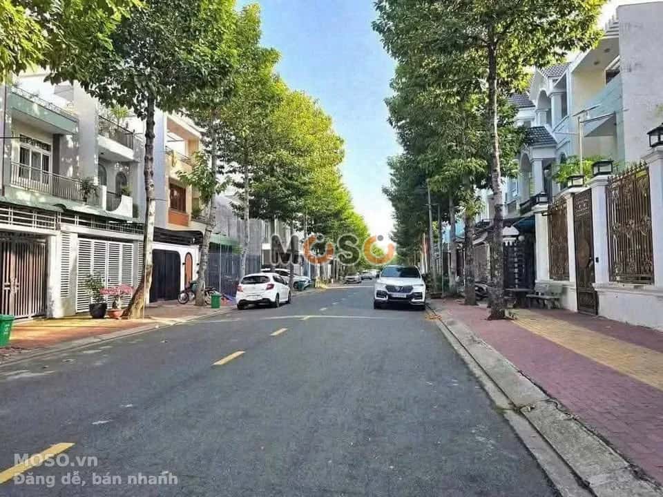 Bán nhà mặt tiền đường số 12 Thành phố Thủ Dầu Một, Bình Dương – 4 phòng ngủ, giá 6.9 tỷ - ảnh 3