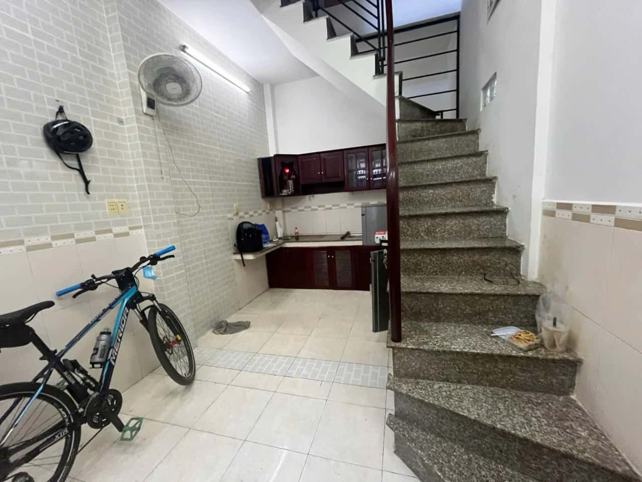 Cho thuê nhà hẻm Hẻm 157 Hàn Hải Nguyên Quận 11, TP.HCM – 2 phòng ngủ, giá 9.5 triệu — Hình 2