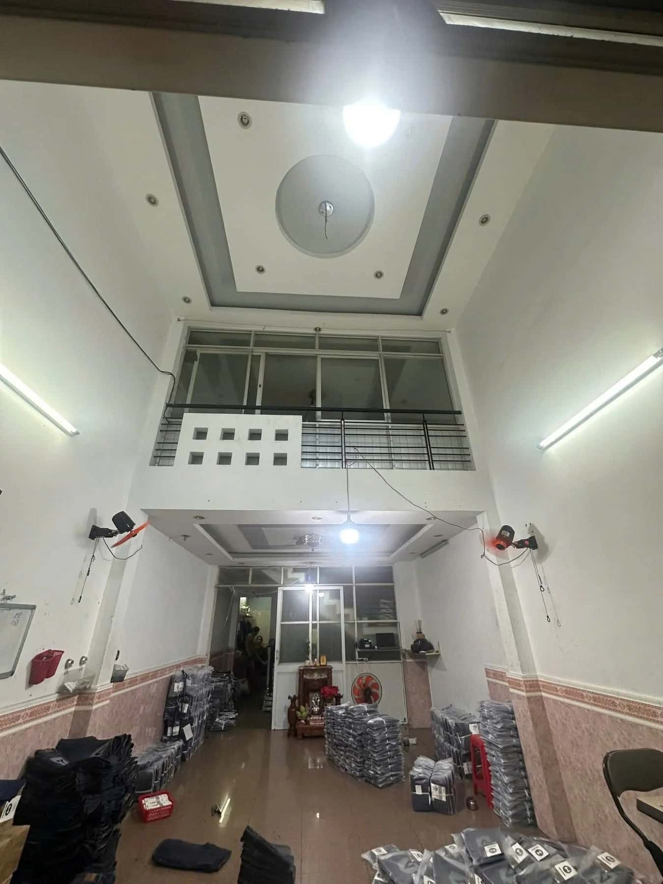Bán nhà mặt tiền Lê Sao Quận Tân Phú, TP.HCM – 3 phòng ngủ, giá 9.7 tỷ - ảnh 4