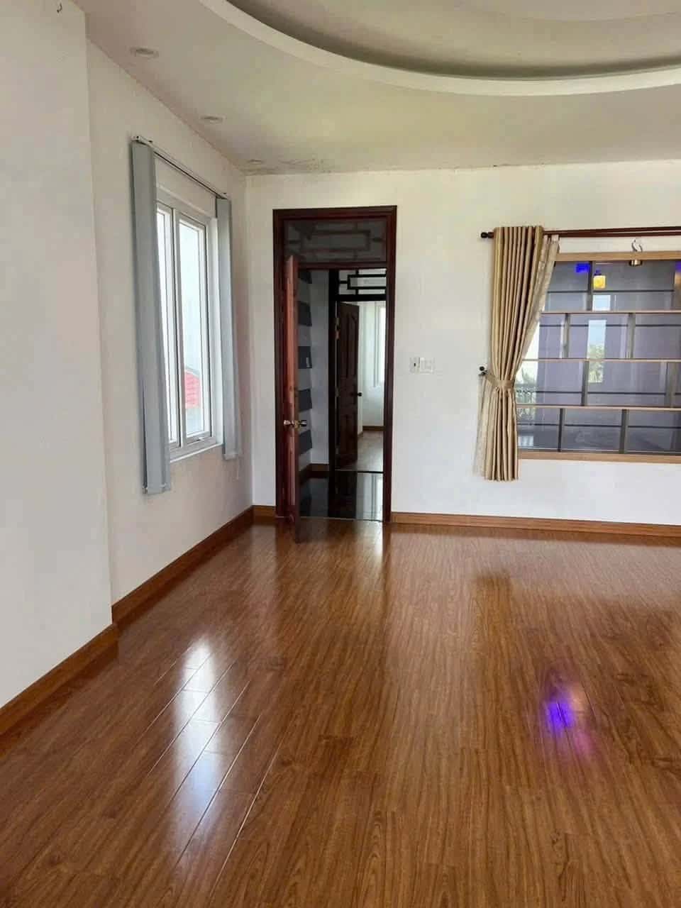 Bán nhà mặt tiền đường D4, Khu đô thị Nam Cần Thơ  Quận Cái Răng, TP. Cần Thơ – 4 phòng ngủ, giá 4.6 tỷ - ảnh 4