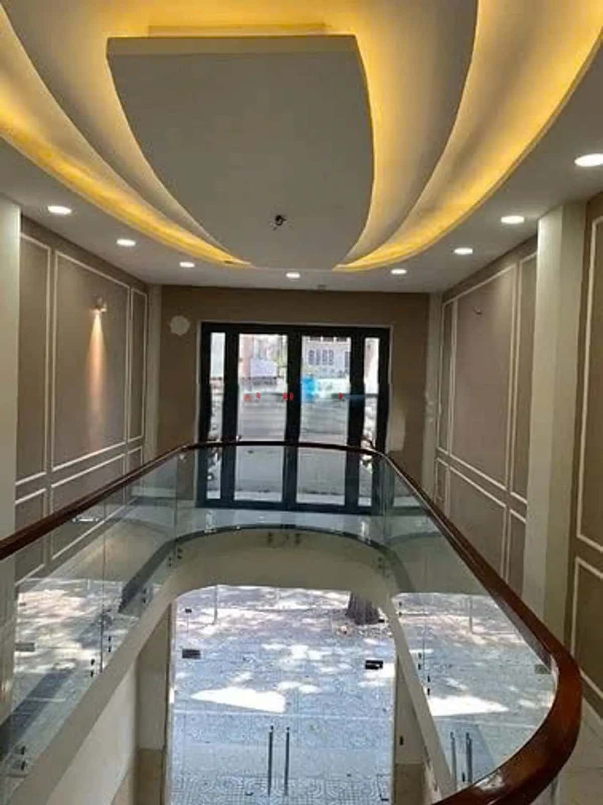 Cho thuê nhà mặt tiền Ngô Gia Tự Quận 10, TP.HCM – giá 90 triệu — Hình 3