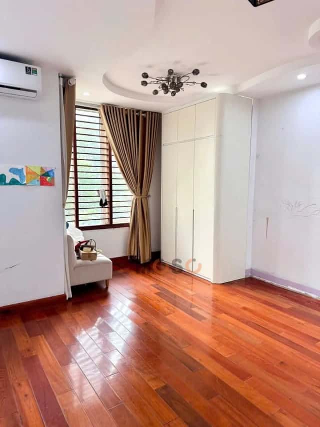 Nhà phố 40 m² · 7 PN · Ngô Thì Nhậm