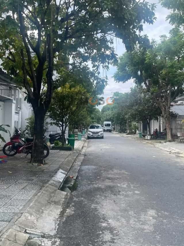 Townhouse 120 m² · 3 bed · Hoàng Đạo Thúy