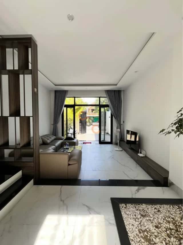 Townhouse 99.5 m² · 3 bed · Mê Linh