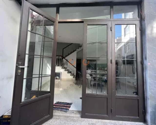 Nhà phố 40 m² · 3 PN · Đường Tạ Hiện