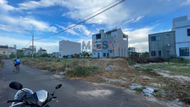 Plot of land 81 m² · Nguyễn Lương Bằng