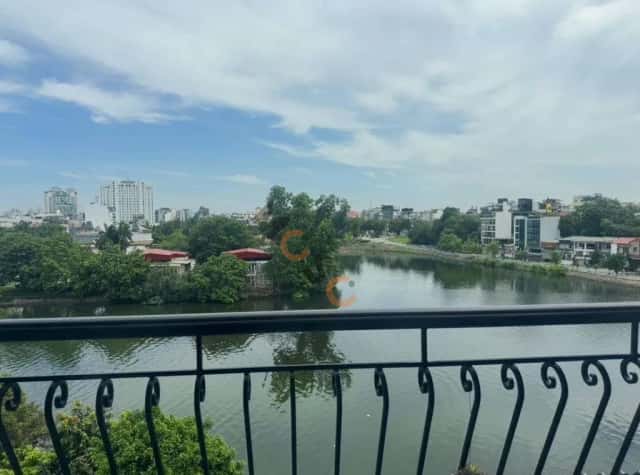Nhà phố 128 m² · 10 PN · Phố Vũ Miên