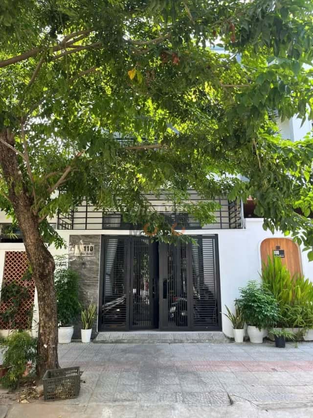 Nhà phố 100 m² · 3 PN · Đường Lê Quảng Chí