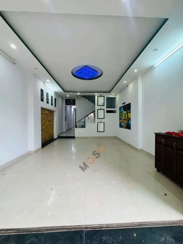 Nhà phố 100 m² · 3 PN · Bùi Thiện Ngộ