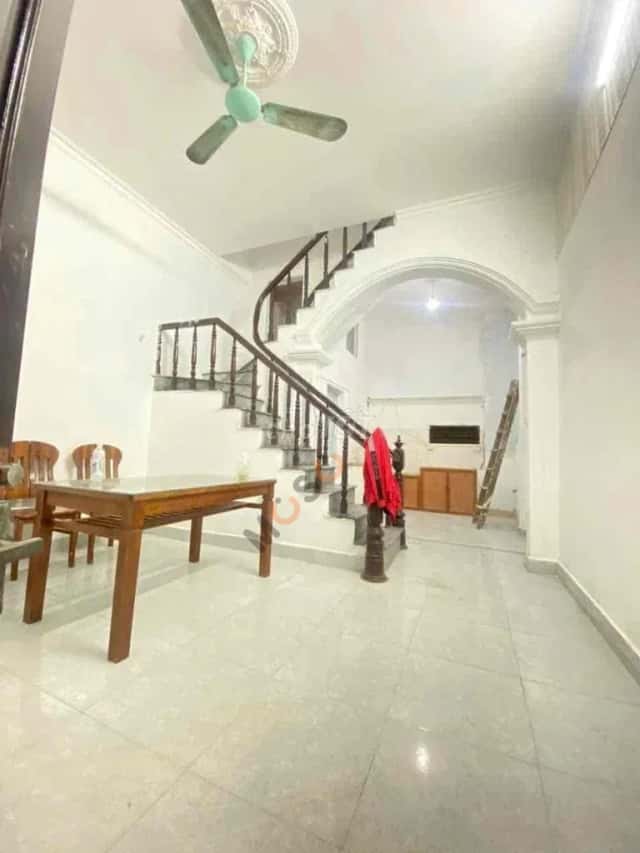 Townhouse 40 m² · 3 bed · Đường Trương Định