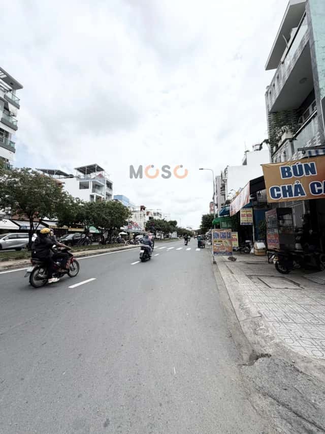 Nhà phố 48 m² · 2 PN · lê thúc hoạch