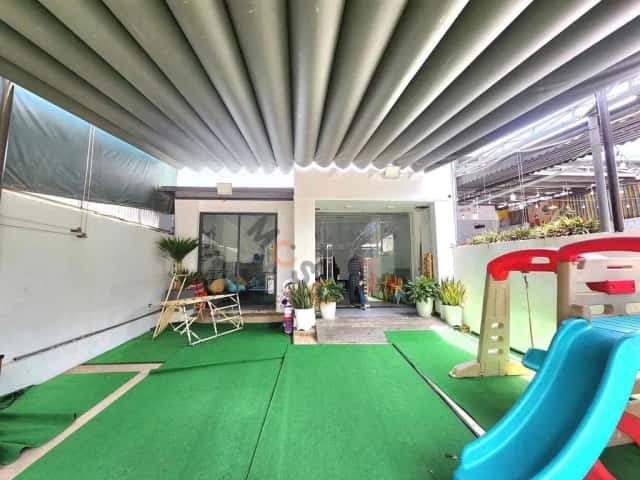 Nhà phố 187 m² · Xô Viết Nghệ Tĩnh