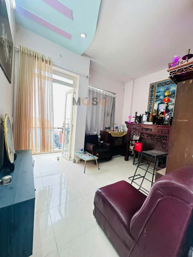 Nhà phố 31,9 m² · 3 PN · Miếu Bình Đông
