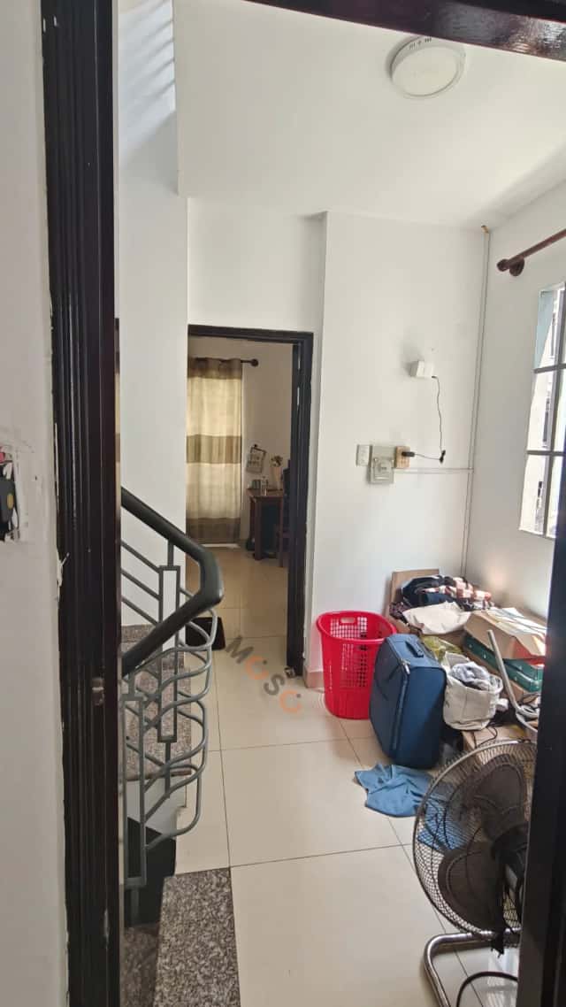 Nhà phố 36,5 m² · 3 PN · Nguyễn Văn Quỳ
