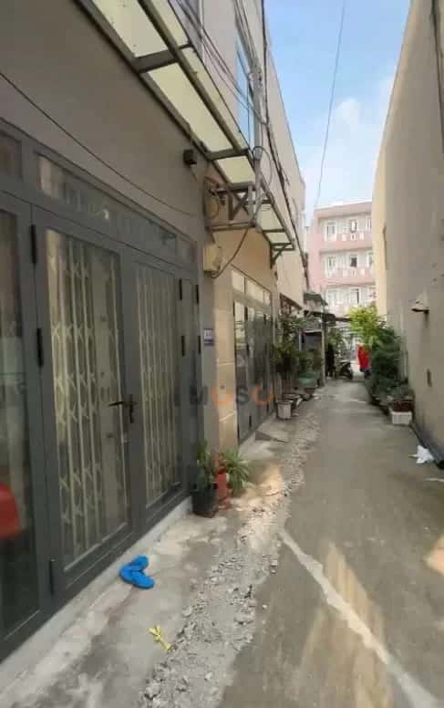 Townhouse 40 m² · 3 bed · Dương Quảng Hàm