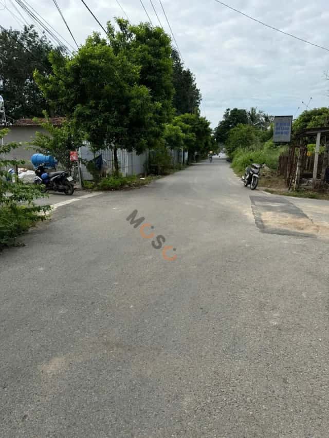 Đất 198,1 m² · hẻm đường ĐT 744