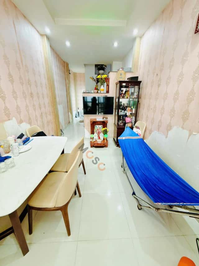 Townhouse 36 m² · 3 bed ·  Bùi Minh Trực