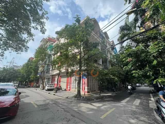 Nhà phố 55 m² · 5 PN · Đầm Trấu