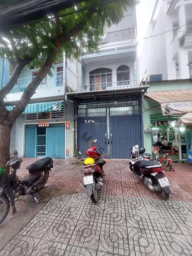 Townhouse 72 m² · 7 bed · Đường Cao Xuân Dục