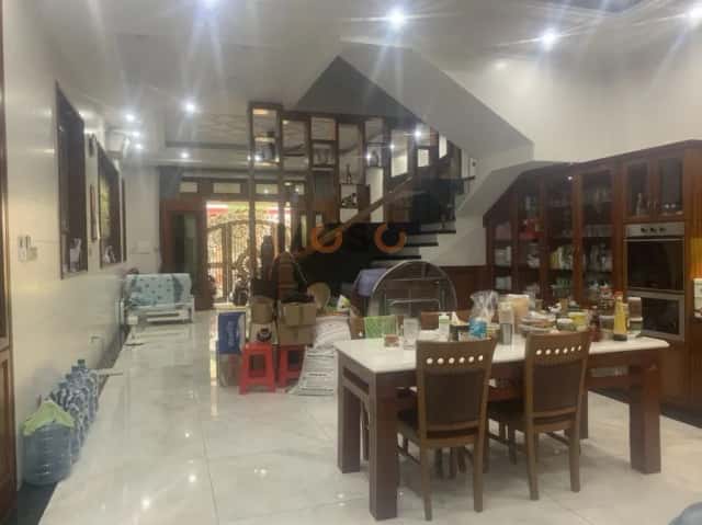 Townhouse 126 m² · 5 bed · Đường Số 3