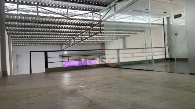 Nhà phố 144 m² · Đường 40