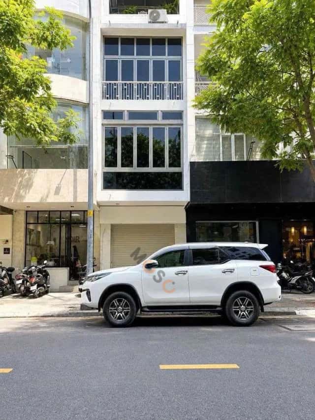 Townhouse 42 m² · Đường Lê Thị Hồng Gấm