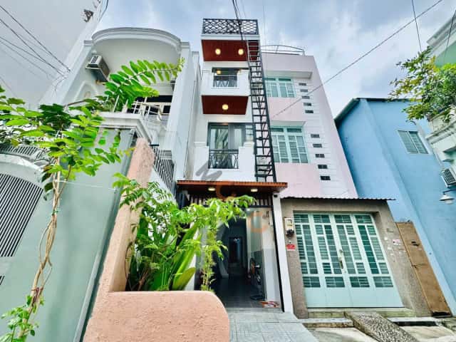 Townhouse 32.2 m² · 6 bed · Nguyễn Văn Đậu