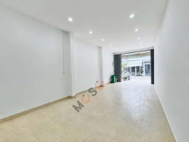 Nhà phố 55 m² · Lương Định Của